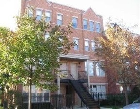 Primary Photo - 717 W Evergreen Ave
