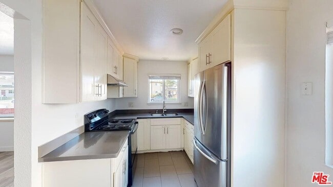 Foto del edificio - 2129 Monroe St