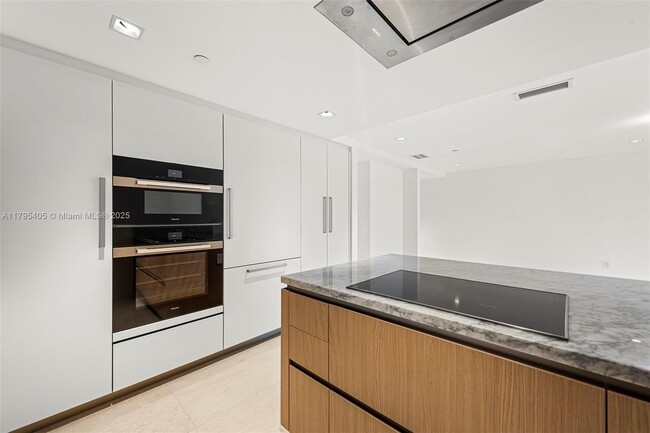 Foto del edificio - 1135 103rd St