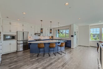Building Photo - 26658 NE Walden Way