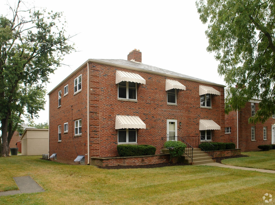 Primary Photo - 1448 Elmwood Ave