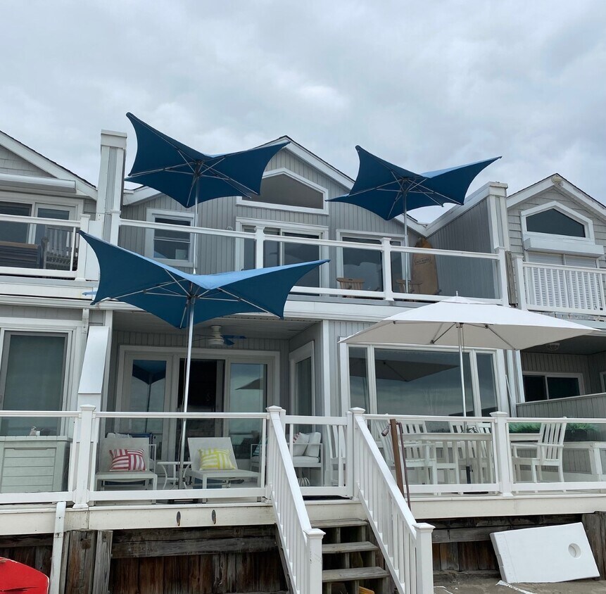 Primary Photo - 9711 Beach Ave