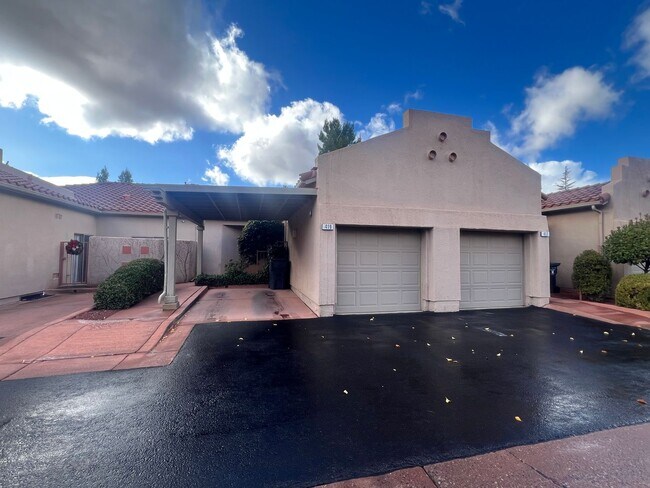 Building Photo - Unfurnished - 1 Year Rental