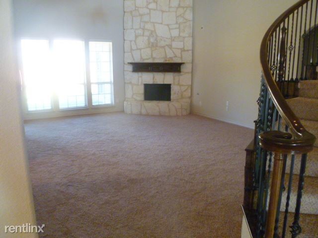 Building Photo - 5 br, 3.5 bath House - 1405 Soaptree Lane