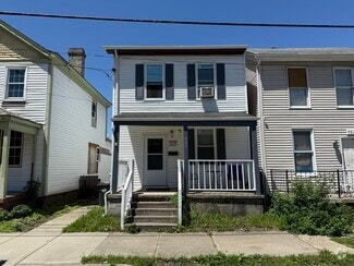Building Photo - 429 N 4th St