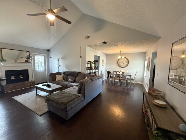 Foto del edificio - Home for Rent