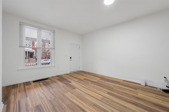 Building Photo - 5629 W Girard Ave