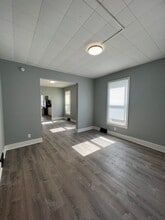 Building Photo - 1213-14 1/2 14 1/2 St