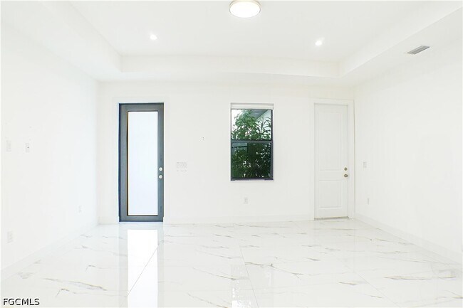 Foto del edificio - 4145 68th Ave NE