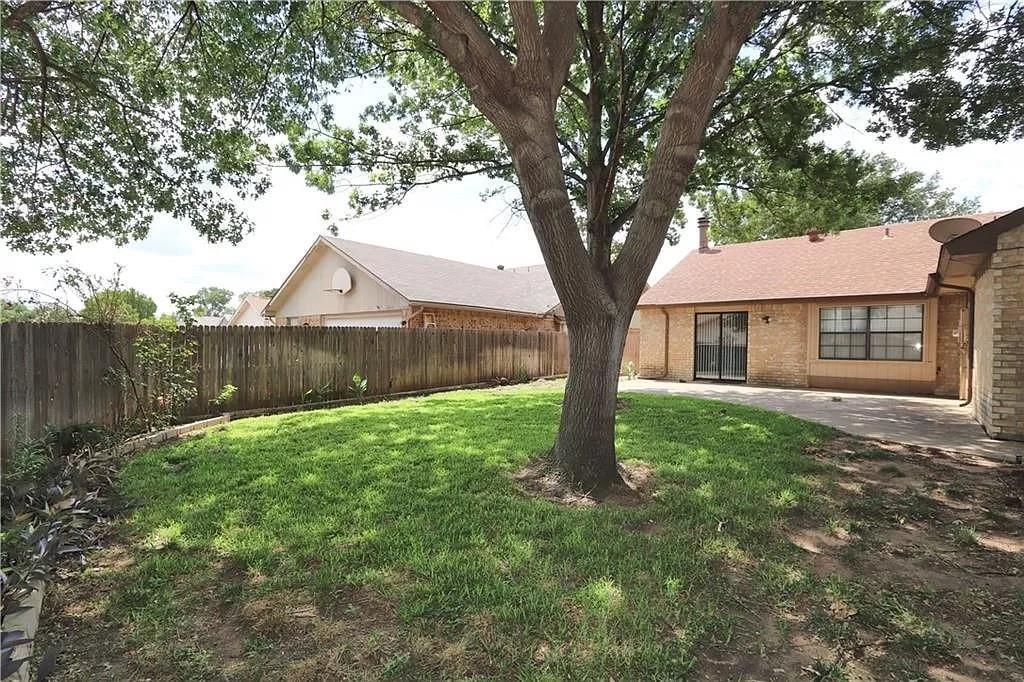 Foto del edificio - 2816 Oxford Ln
