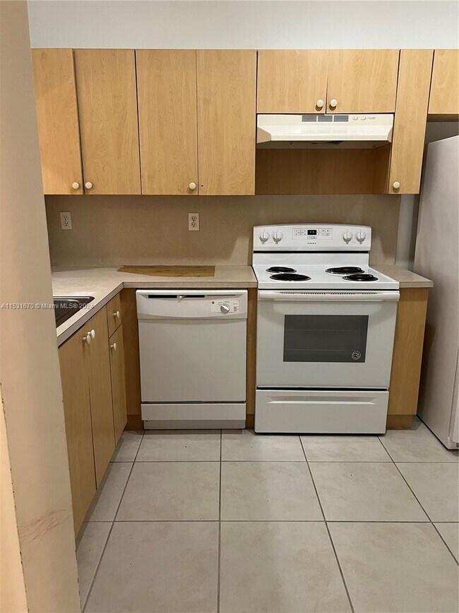Foto del edificio - 1320 SE 31st Ct