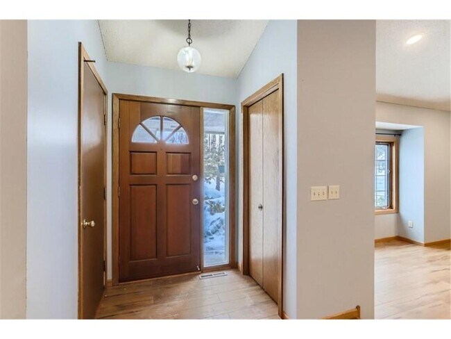 Building Photo - 3805 Westbury Ln