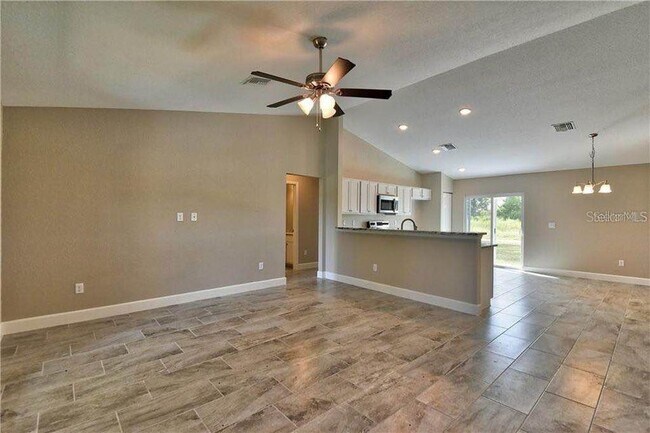 Building Photo - 6382 SW 143rd Ln Rd