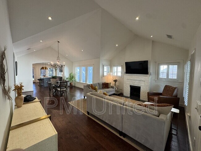 Foto del edificio - 4057 W 7th St