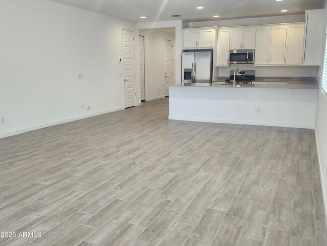 Foto del edificio - 24924 N 167th Ave