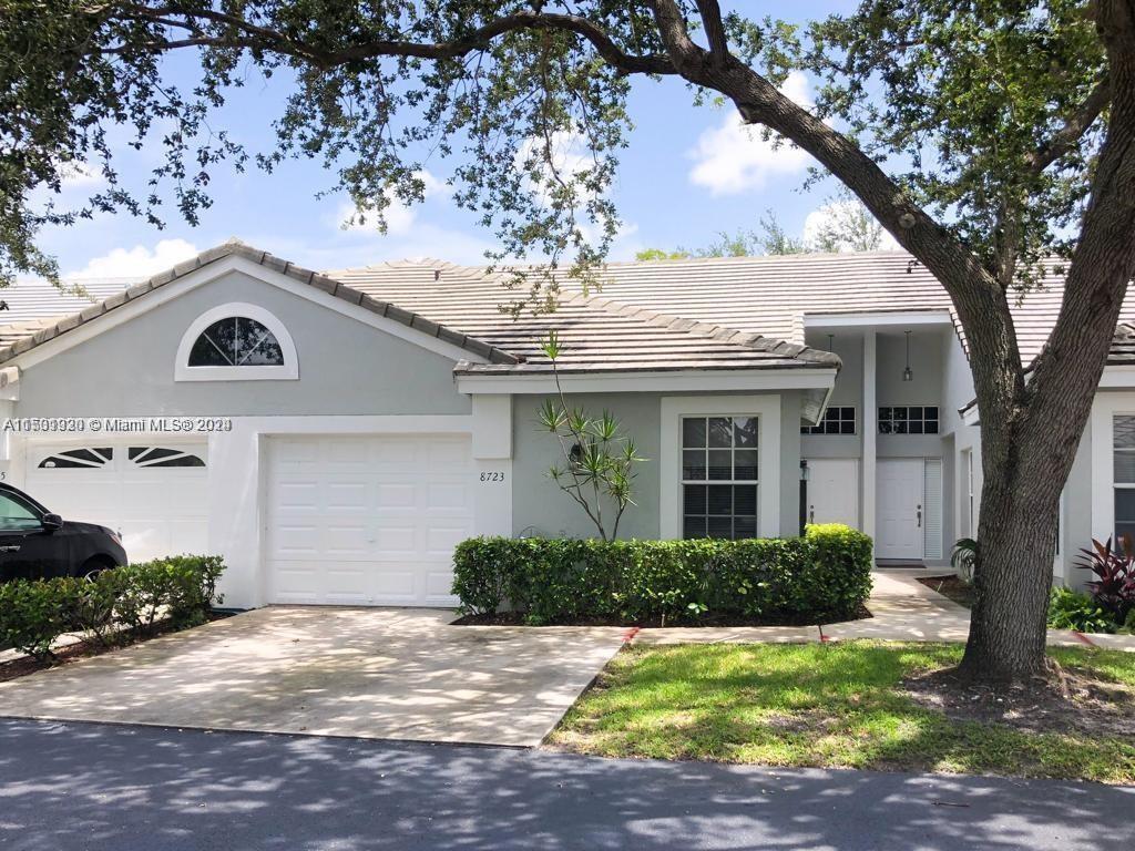 Foto principal - 8723 Forest Hills Blvd