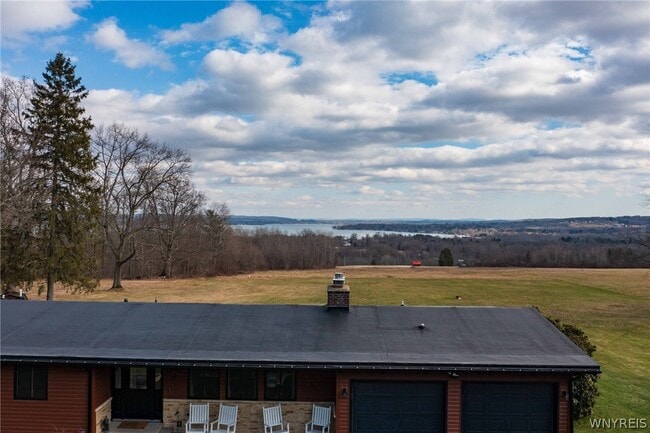 Building Photo - 2392 N Maple Ave