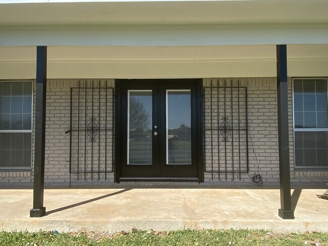 Building Photo - For Rent in Lorena ISA; 3 bed, 2 bath, 2 c...