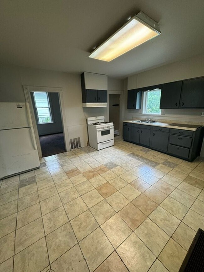 Foto del edificio - 1112 Elm St