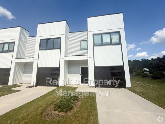 Building Photo - 4 S Laird Dr