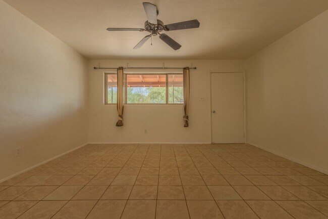 Building Photo - 3026 N Flanwill Blvd