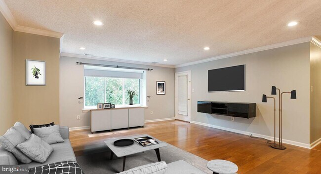 Building Photo - 4418A Aberdeen Dr
