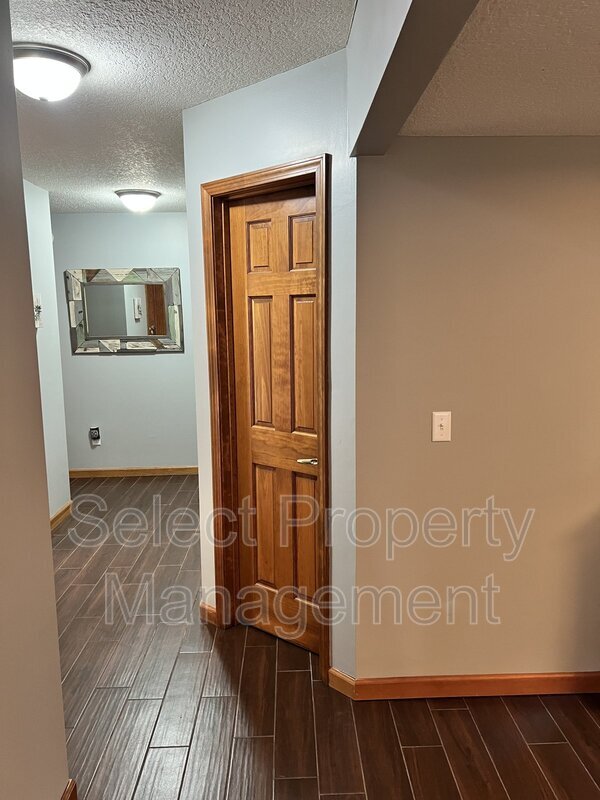 Foto del edificio - 8329 Burnt Ember Pl