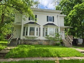 Building Photo - 15-17-17 Easterly Ave