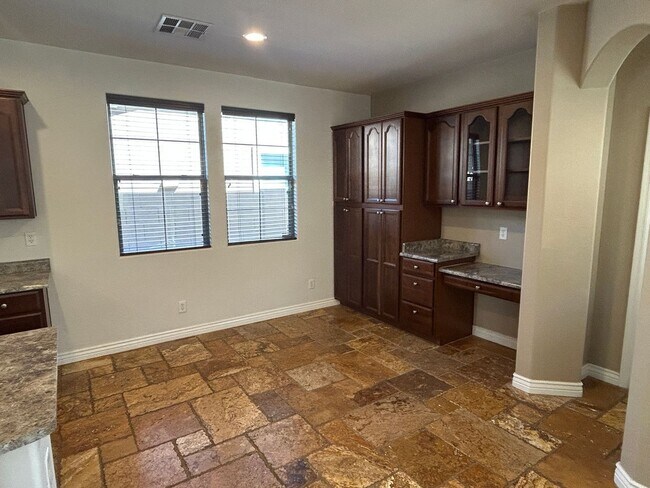 Foto del edificio - 21149 W Elm Way