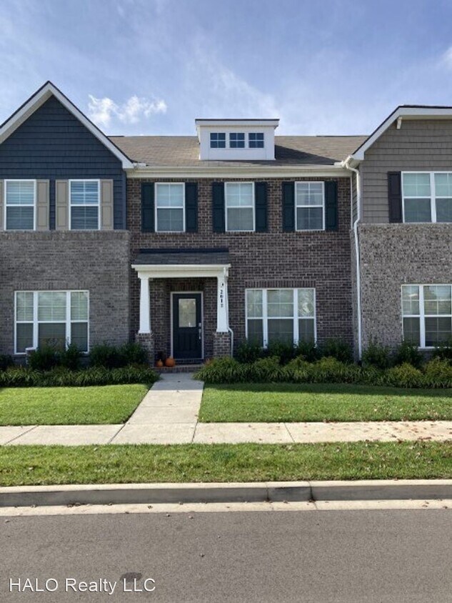 Foto principal - 3 br, 2.5 bath House - 2012 Hardwick ln.
