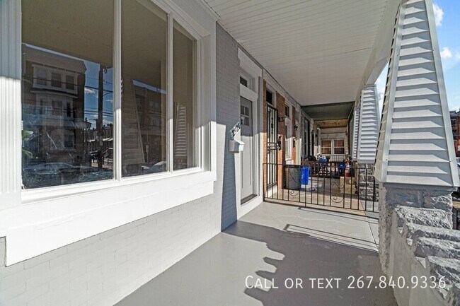 Photo - 2921 W Oxford St House