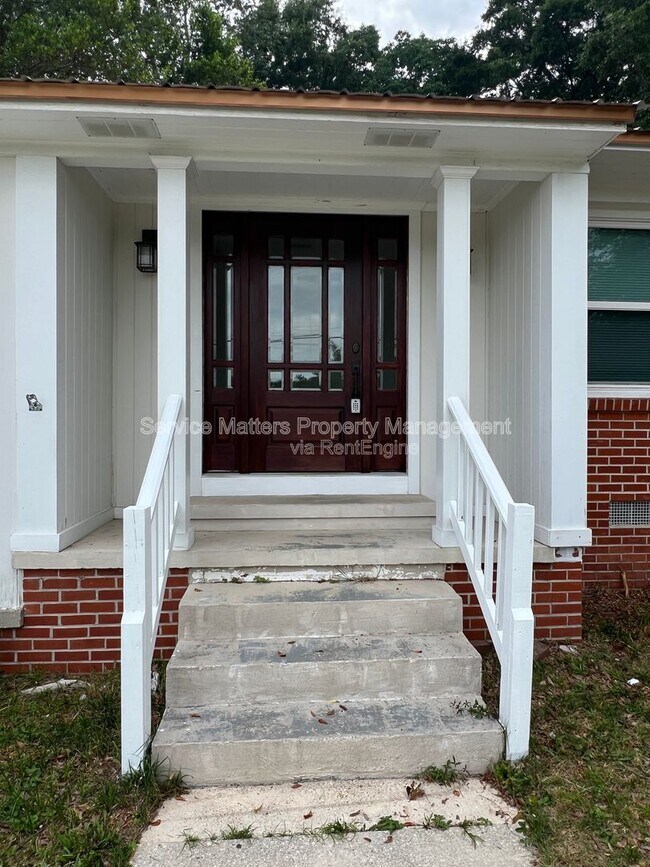 Foto del edificio - 3543 Bayou Blvd