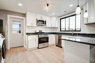 Building Photo - 2525 W Haddon Ave