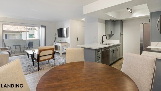 Foto del edificio - 1455 E Katie Ave