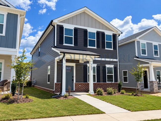 Foto del edificio - Beautiful New Construction Home Surrounded by Nature: 4 Beds , 2-Car Garage ,Washer & Dryer Included