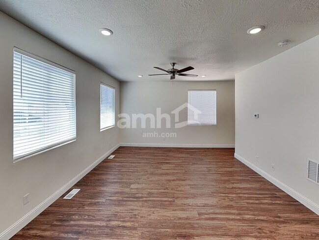 Foto del edificio - 7401 S Copper Rim Dr