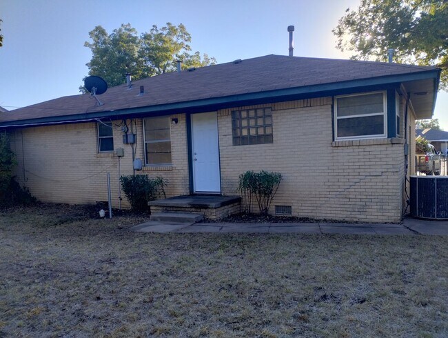 Foto del edificio - 1435 NW 24th St