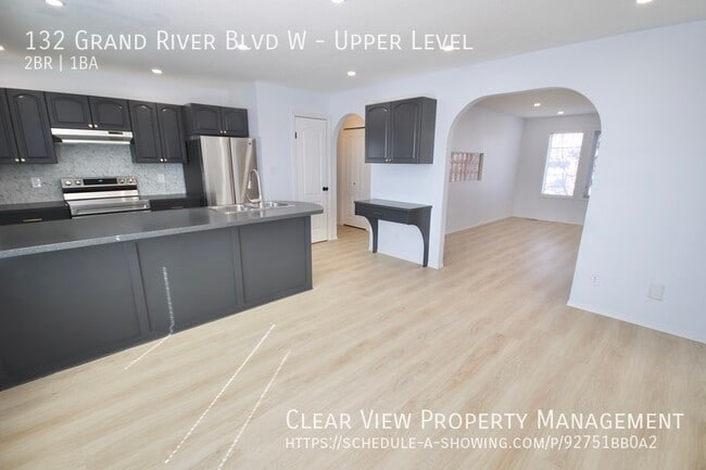 Building Photo - Beautifully renovated two bedroom, two ful...