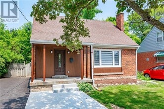 Building Photo - 723 Hager Ave