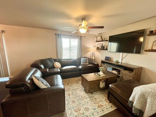 Foto del edificio - 10982 Rowley Dr