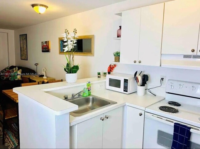 Foto del edificio - 821 SW 2nd St