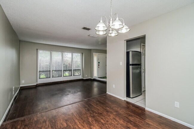 Foto del edificio - 235 S Shadow Bay Dr