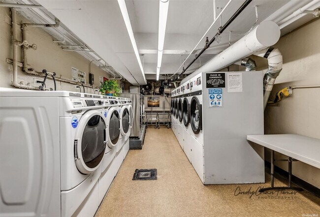 Building Photo - 104-20 68th Dr