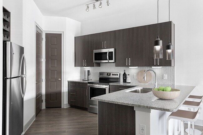 Building Photo - Inkwell Watters Creek