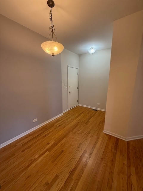 Building Photo - 272 Bay Dr