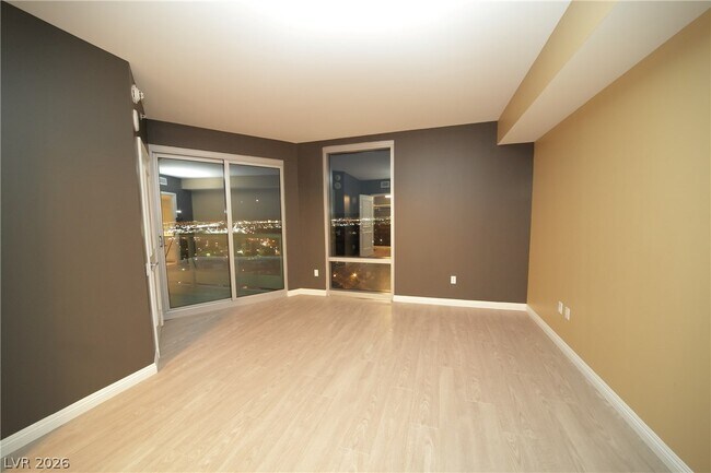 Foto del edificio - 322 E Karen Ave