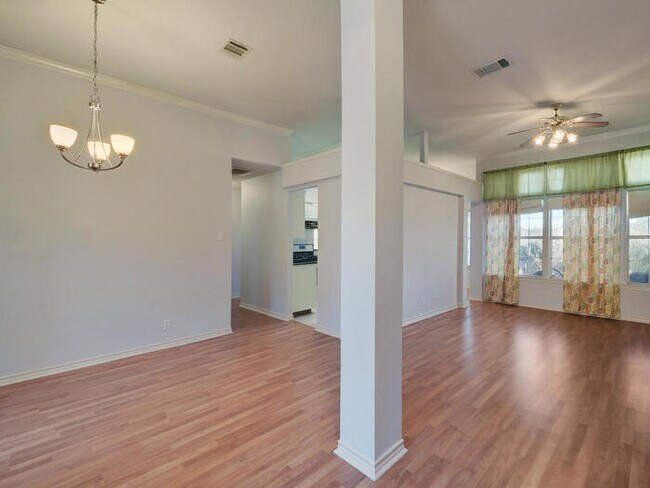 Foto del edificio - Amazing Space & Privacy / Near Arboretum