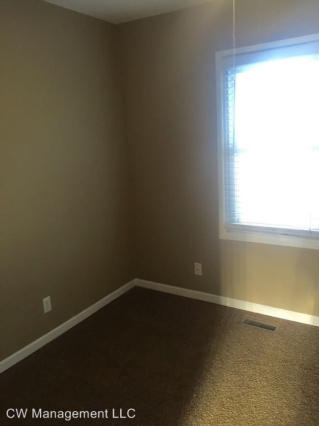 Foto del edificio - 3 br, 1 bath House - 6401 E 153rd St
