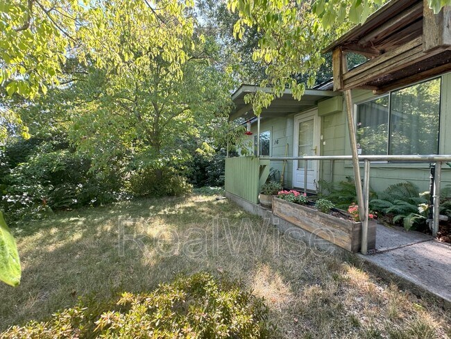 Foto del edificio - 16 Van Ness Ave