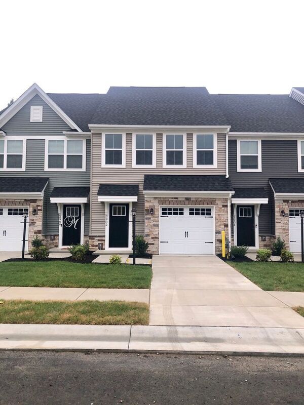 Building Photo - 3902 Grove Point Dr